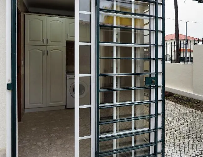 Aroeira Palm Beach Villa *