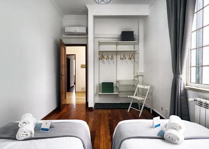 Aroeira Palm Beach Villa